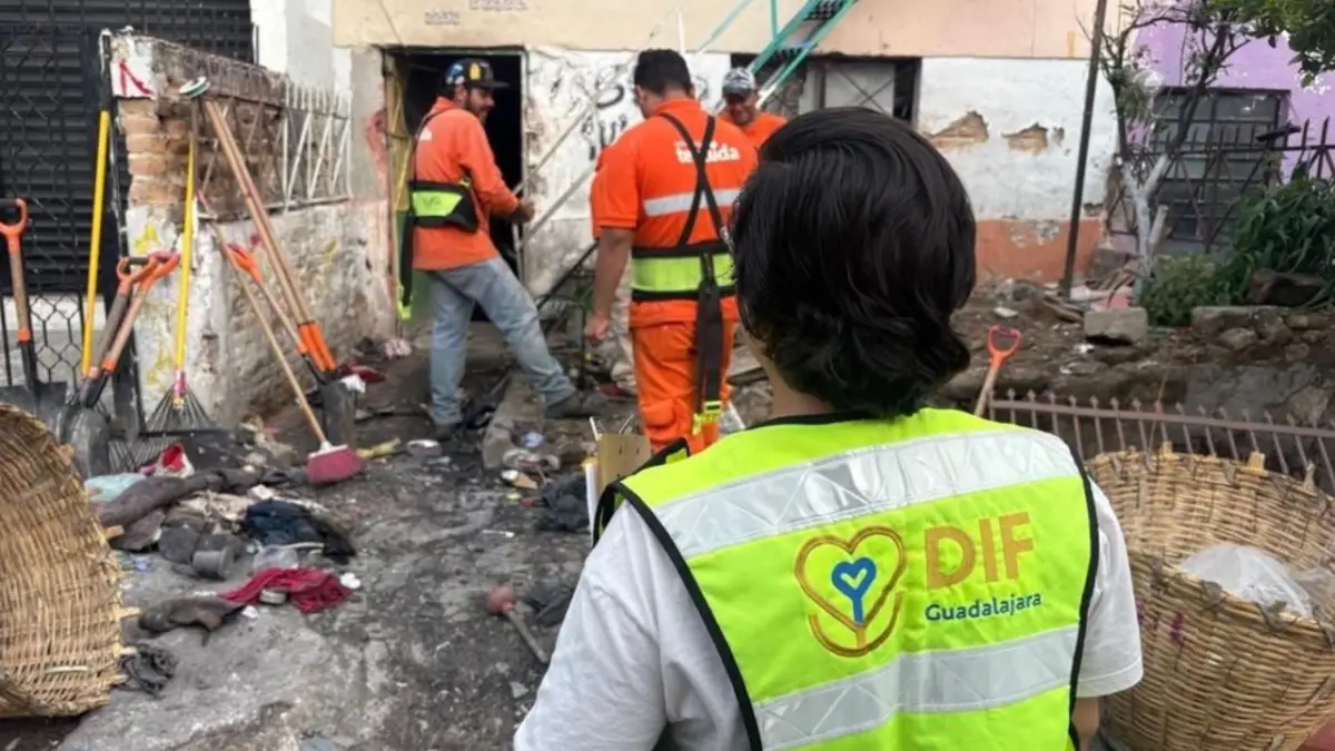 GUADALAJARA, JALISCO Retiran 17 toneladas de basura y detienen a cuatro personas en operativo de limpieza