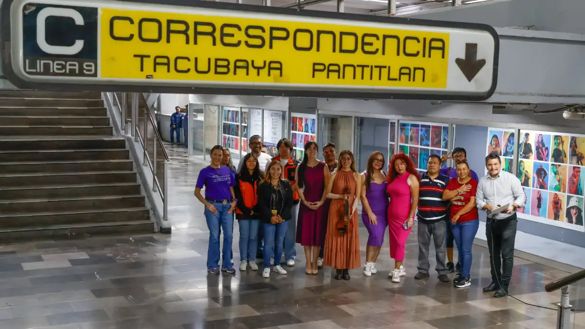 El vitíligo convertido en arte toma el metro de la Ciudad de México y concientiza a la población.